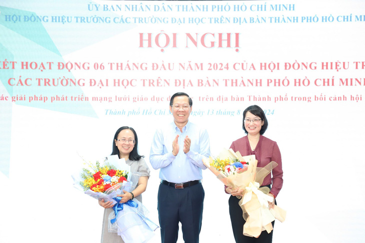 Chủ tịch Phan Văn Mãi: Cần tập trung giải quyết vướng mắc của các trường đại học- Ảnh 2.