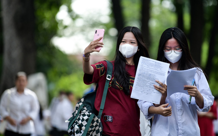 Dự thảo thông tư tuyển sinh đại học 2025: Tháo gỡ nỗi lo tuyển vượt chỉ tiêu - Ảnh 2.