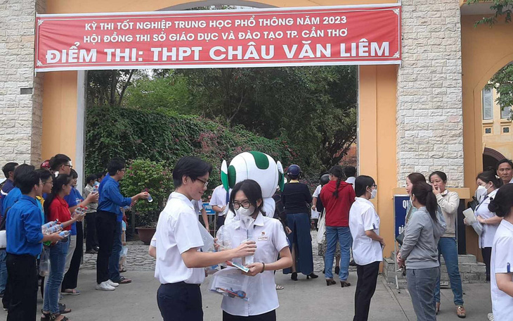 Để giờ học thực hành được an toàn - Ảnh 2.