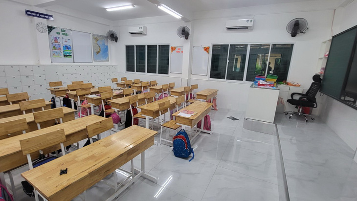 Phòng học lớp 1/2 Trường tiểu học Hồng Hà sau khi được sửa chữa - Ảnh: MỸ DUNG
