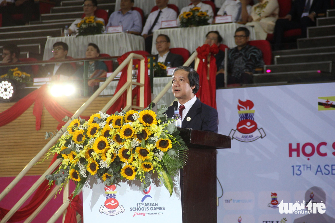 Bộ trưởng Bộ Giáo dục và Đào tạo Nguyễn Kim Sơn phát biểu tại lễ khai mạc