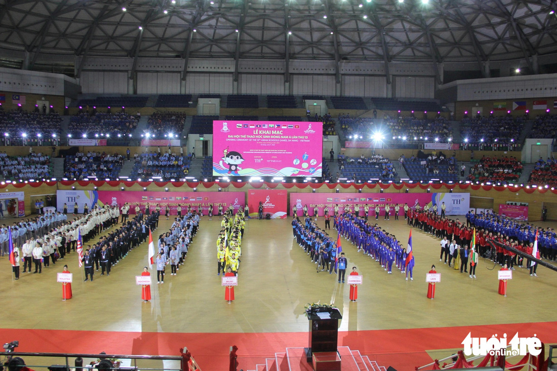 10 đoàn thể thao tham dự đại hội gồm Brunei, Campuchia, Indonesia, Lào, Malaysia, Myanmar, Philippines, Singapore, Thái Lan và chủ nhà Việt Nam
